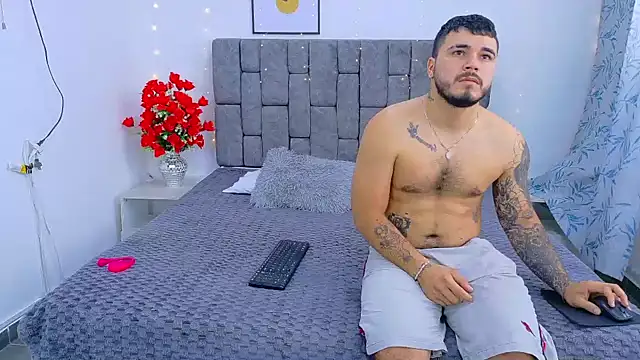 Soffia Konig  online show from 02/10/26, 07:51