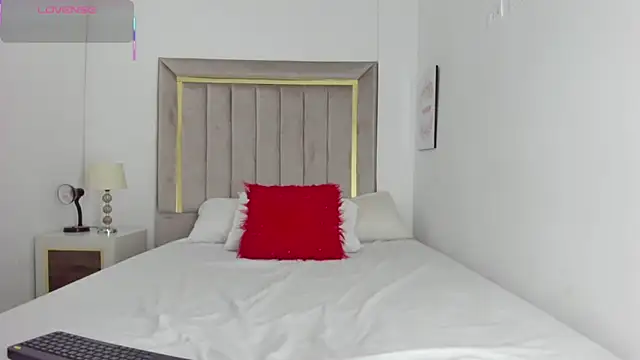 lapiz lazuli12 online show from 10/07/25, 07:00