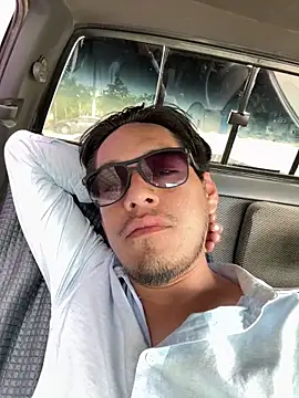 marlonghc4 online show from 11/05/25, 07:25