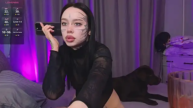 Somniyaa online show from 11/29/25, 10:51