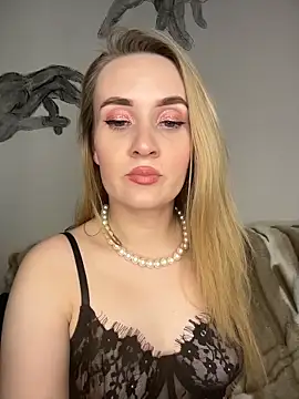 KiraBerht online show from 03/27/26, 07:57