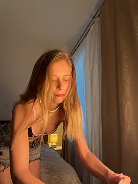 BabyAnais online show from 05/04/26, 04:14