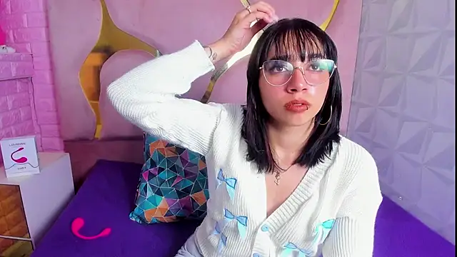 Niina Sissy online show from 09/15/25, 03:39