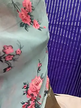 Snapshot of Tamil_Jillu chatting on 12/20/25, 06:59 Tamil Jillu online show from 12/20/25, 06:59