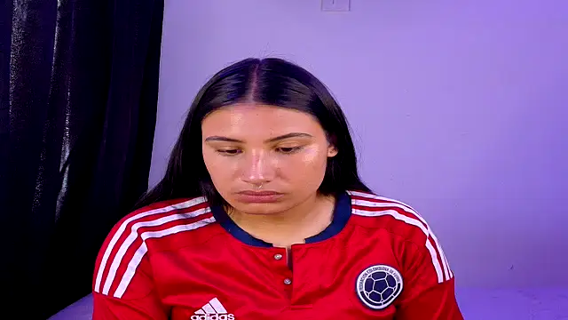 Snapshot of Linda_andrew chatting on 06/23/26, 04:27 Linda andrew online show from 06/23/26, 04:27