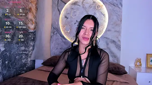 RoxanaBorns  online show from 12/20/25, 01:51