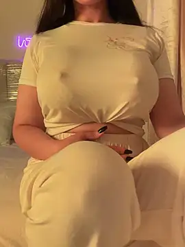 OnlyRima online show from 10/20/25, 12:44