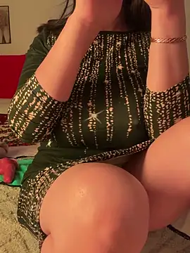 Snapshot of OnlyRima chatting on 02/09/26, 11:31 OnlyRima online show from 02/09/26, 11:31