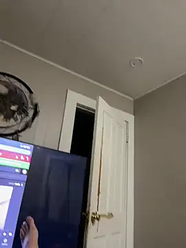 Snapshot of k_nutz87 chatting on 02/05/26, 09:58 k nutz87 online show from 02/05/26, 09:58