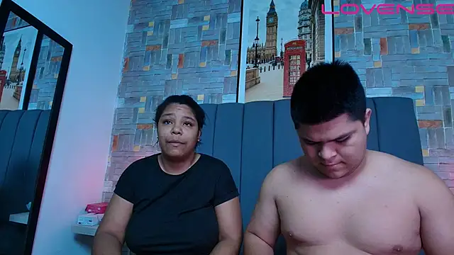 naomi campbel  online show from 03/29/26, 02:39