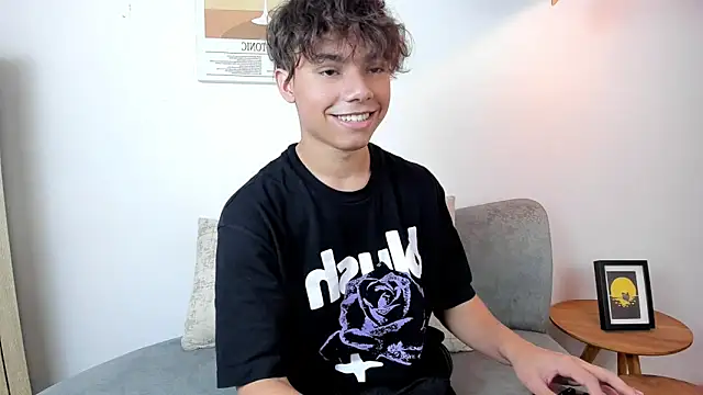 Honeymoon sariel online show from 02/19/26, 07:43