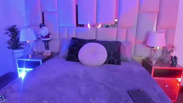 Violett Novoa online show from 01/05/26, 08:34