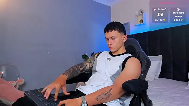 Thomas moon online show from 11/04/25, 11:31