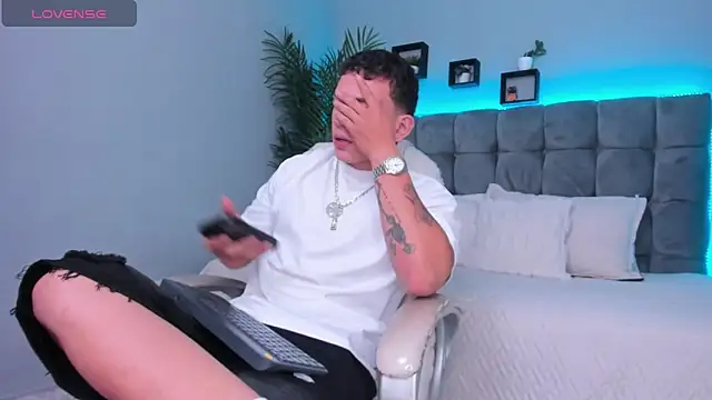 Thomas moon online show from 02/11/26, 12:32