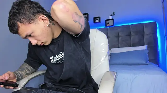 Thomas moon online show from 03/26/26, 12:44