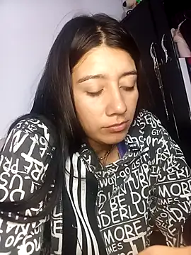 Madow Lu online show from 10/11/25, 12:43