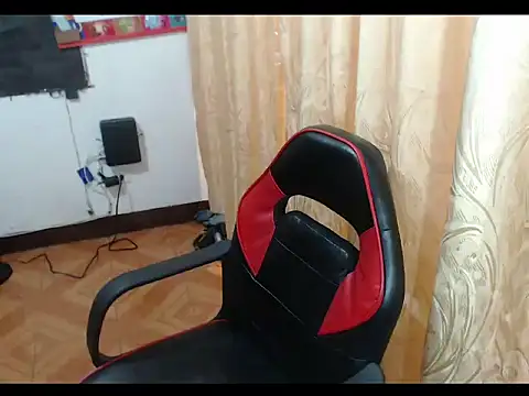 Snapshot of Pantera360 chatting on 11/07/25, 11:27 Pantera360 online show from 11/07/25, 11:27