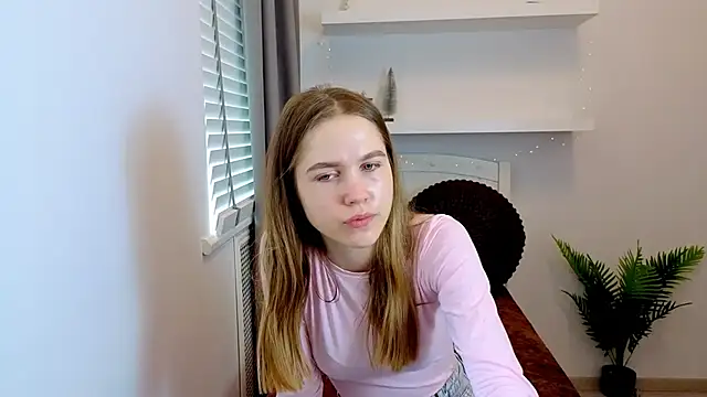 Spicy Lexi online show from 05/18/26, 06:41