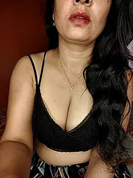 CUTE-PX online show from 10/06/25, 04:21