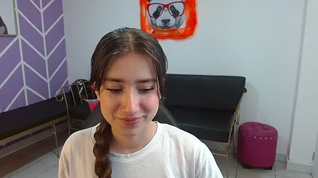 Adhara Kitten online show from 10/16/25, 01:01