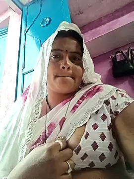 Hot komal1 online show from 11/11/25, 11:54