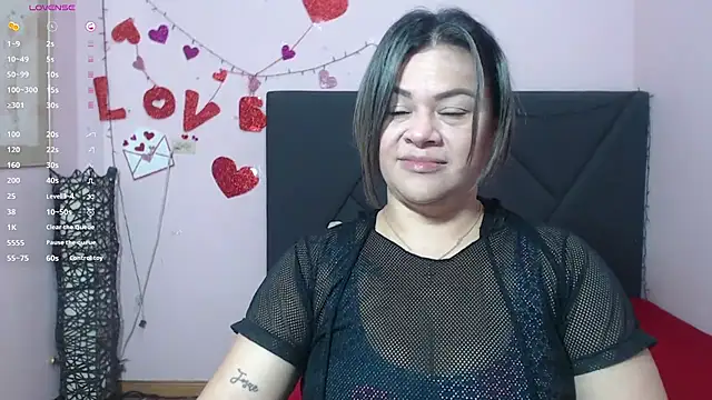 pamela echeverria online show from 05/01/26, 11:48