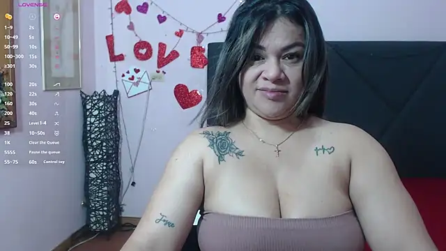 pamela echeverria online show from 05/02/26, 11:48