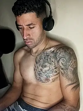 Alexsexygamer online show from 11/08/25, 12:33