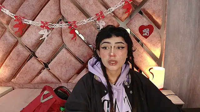 Snapshot of Babyyrasta666 chatting on 09/11/25, 02:44 Babyyrasta666 online show from 09/11/25, 02:44