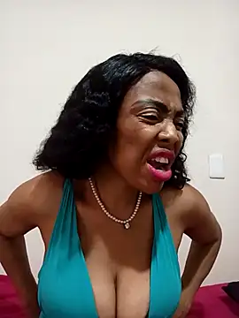 SEXYMOANSXX online show from 11/14/25, 09:19