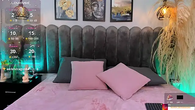 Viollet xoxo online show from 10/02/25, 10:39