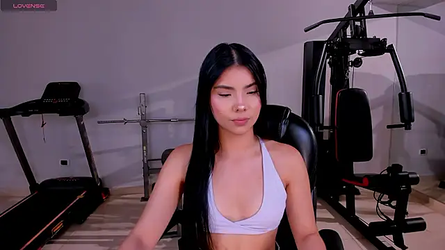 MiaLaurence online show from 03/21/26, 06:55