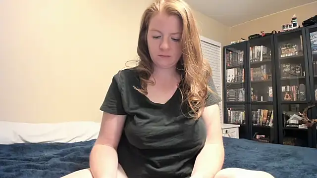 Snapshot of LndsyR90 chatting on 11/01/25, 02:35 LndsyR90 online show from 11/01/25, 02:35