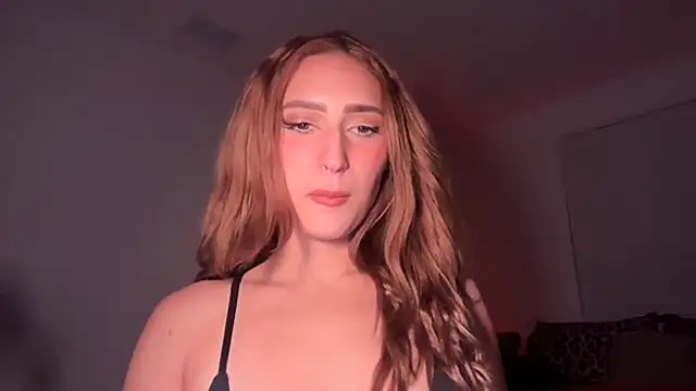 Snapshot of miasecretx chatting on 12/14/25, 09:03 miasecretx online show from 12/14/25, 09:03