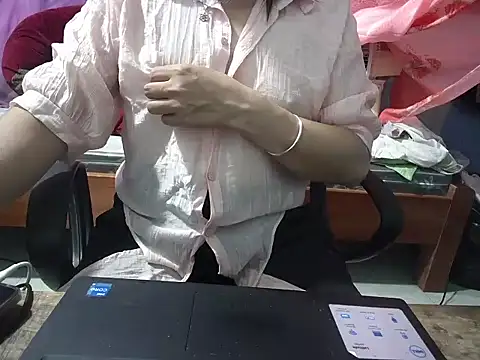 Xue weng online show from 03/29/26, 01:44