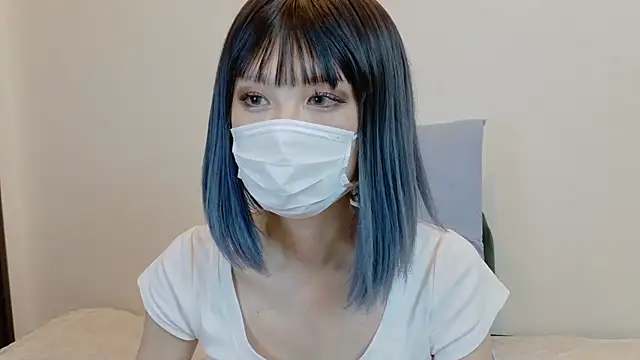 sarina at online show from 11/15/25, 07:27