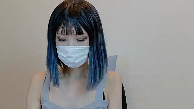 sarina at online show from 11/21/25, 04:22