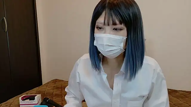 sarina at online show from 12/22/25, 09:28