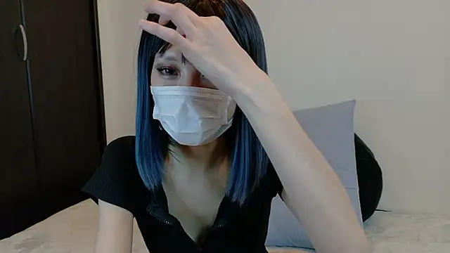 sarina at online show from 03/14/26, 07:25