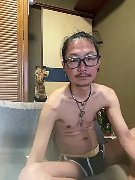 uta002418 online show from 05/31/26, 02:46