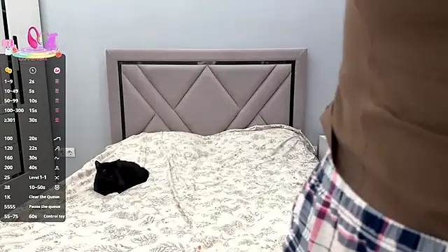 Wow Akemi online show from 02/10/26, 07:23