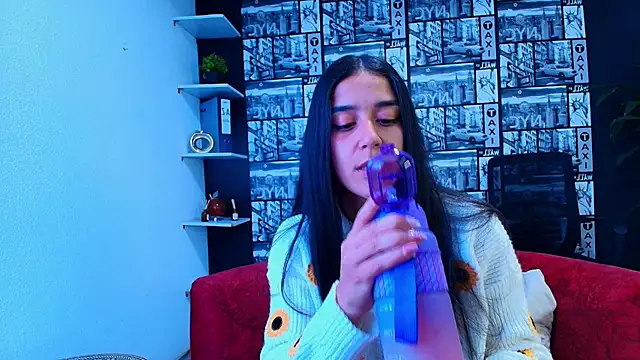 DanielaMonroe online show from 04/05/26, 11:35