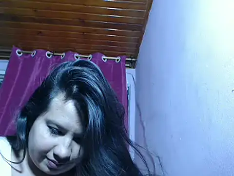 nina kisslove online show from 11/06/25, 11:15