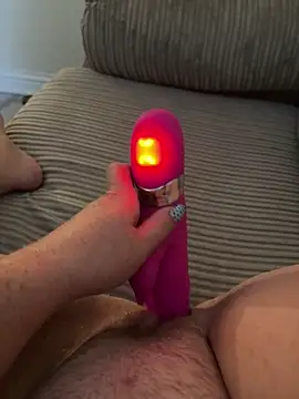 busty p online show from 09/19/25, 08:38