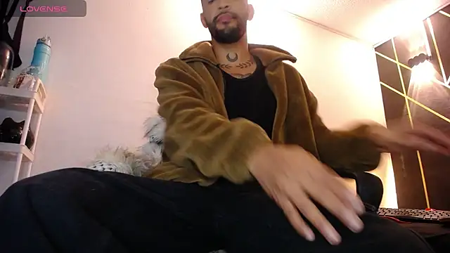 LickMyInk online show from 12/21/25, 04:41