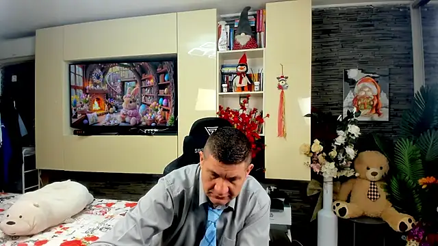 SpartacusDaddy48 online show from 04/03/26, 06:44