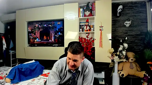 SpartacusDaddy48 online show from 04/07/26, 05:57