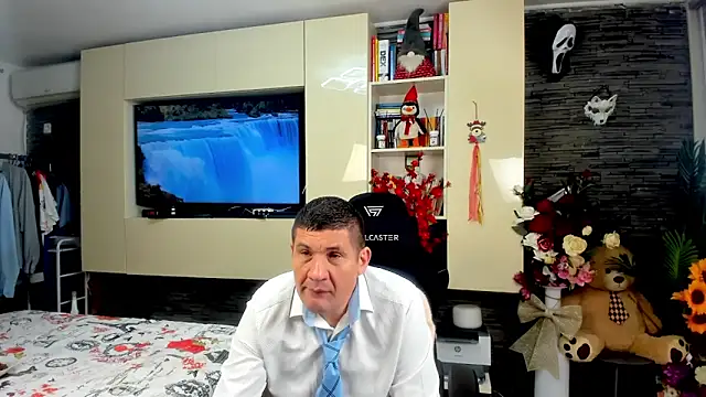 SpartacusDaddy48 online show from 04/11/26, 10:36