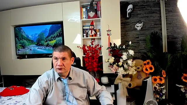 SpartacusDaddy48 online show from 05/15/26, 12:01
