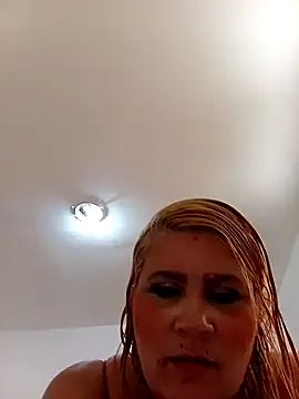 Snapshot of flavinhasensual chatting on 10/29/25, 03:25 flavinhasensual online show from 10/29/25, 03:25